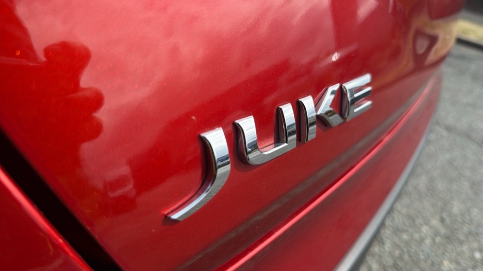 Nissan Juke 1.0 DiG-T 114 N-Connecta 5dr DCT Petrol Hatchback - Image 41