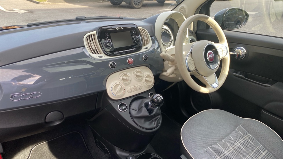 Fiat 500 1.2 Lounge 3dr Petrol Hatchback - Image 9