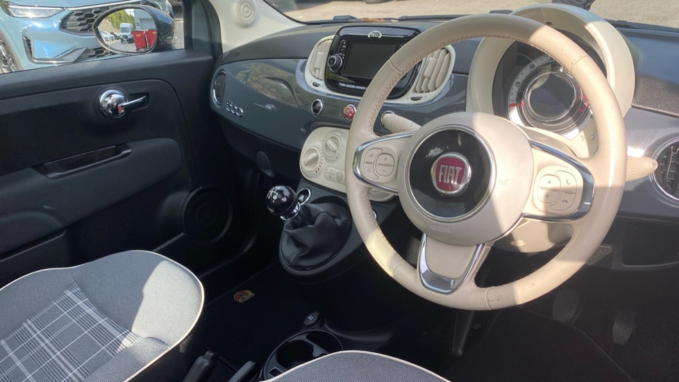 Fiat 500 1.2 Lounge 3dr Petrol Hatchback - Image 11