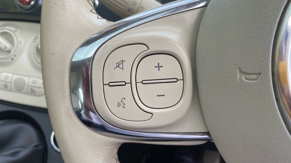 Fiat 500 1.2 Lounge 3dr Petrol Hatchback - Image 24