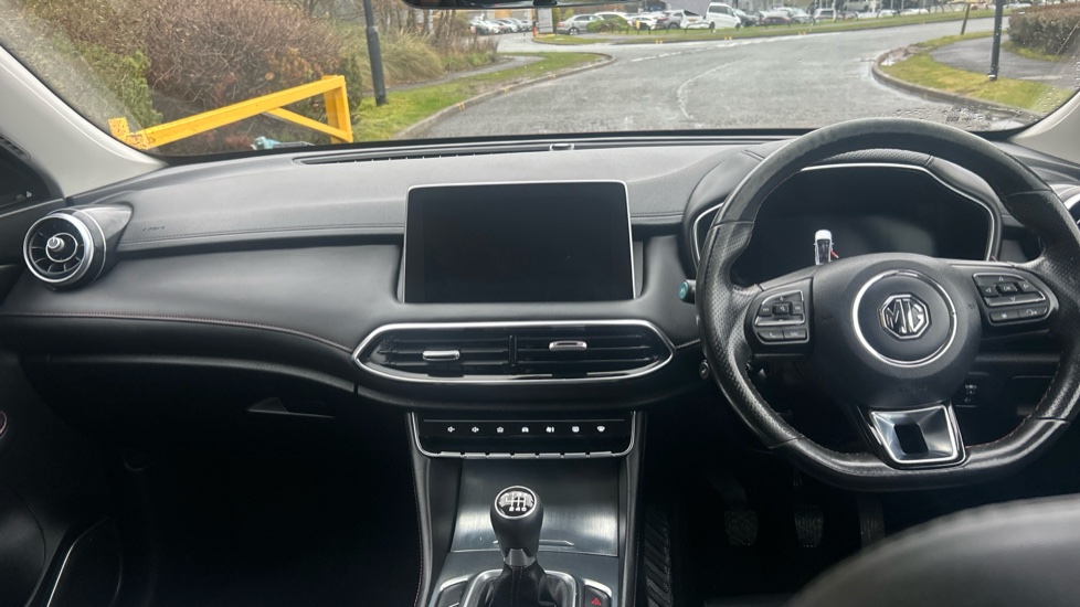 MG HS 1.5 T-GDI Excite 5dr Petrol Hatchback - Image 10
