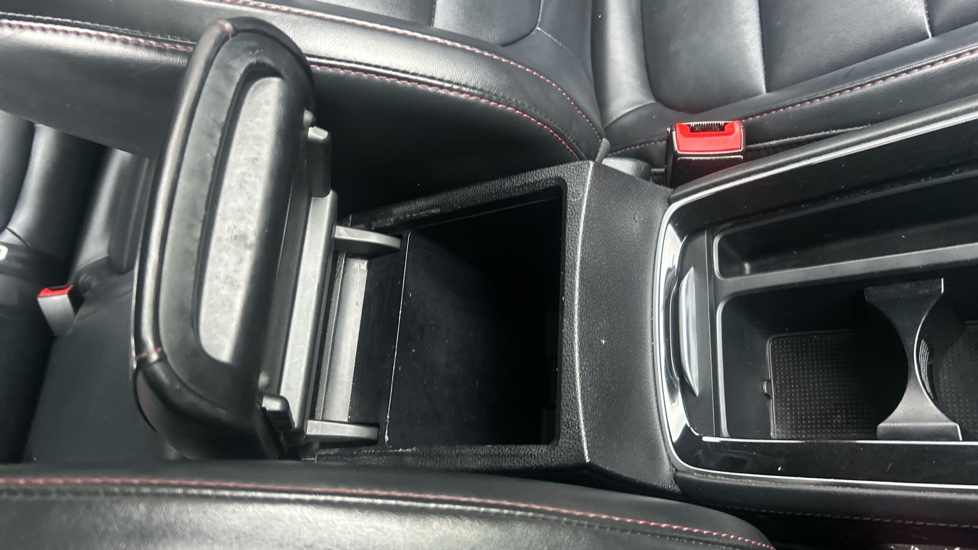 MG HS 1.5 T-GDI Excite 5dr Petrol Hatchback - Image 19