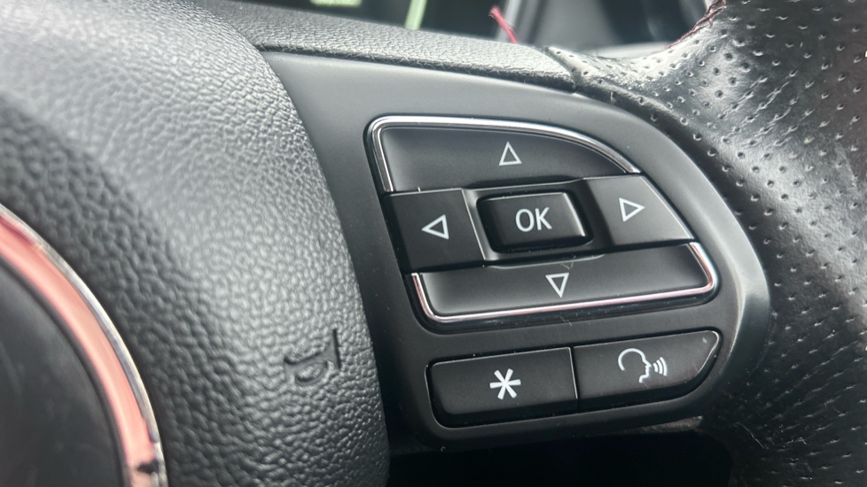 MG HS 1.5 T-GDI Excite 5dr Petrol Hatchback - Image 25