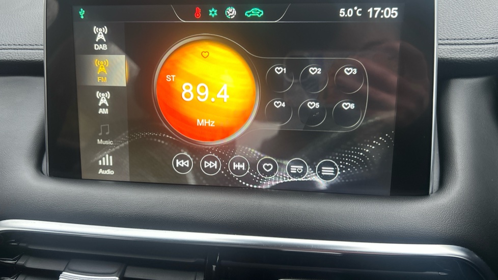 MG HS 1.5 T-GDI Excite 5dr Petrol Hatchback - Image 31