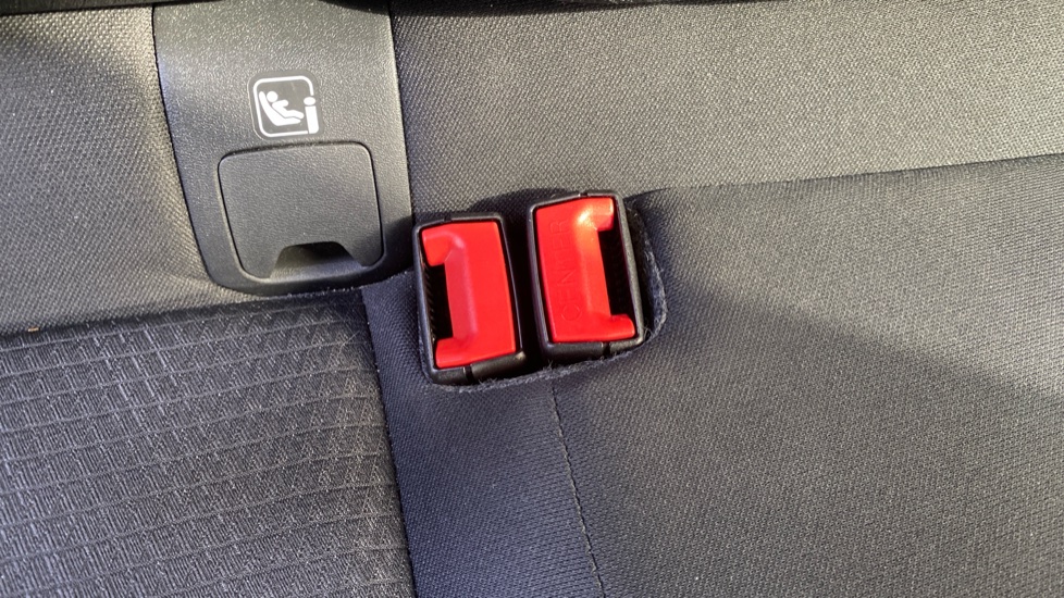 Nissan Qashqai 1.3 DiG-T MH 158 N-Connecta 5dr Xtronic Petrol Hatchback - Image 17
