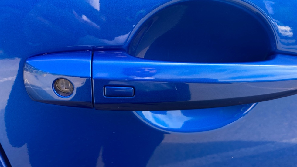 Nissan Qashqai 1.3 DiG-T MH 158 N-Connecta 5dr Xtronic Petrol Hatchback - Image 22