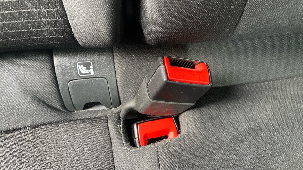 Nissan Qashqai 1.3 DiG-T MH N-Connecta 5dr Petrol Hatchback - Image 17