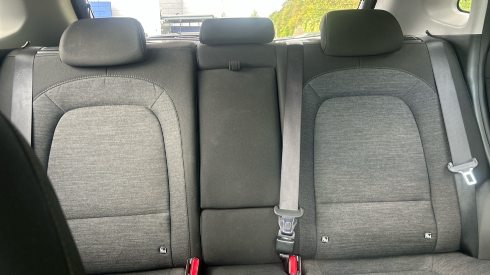 Hyundai KONA 100kW Premium 39kWh 5dr Auto Electric Hatchback - Image 15