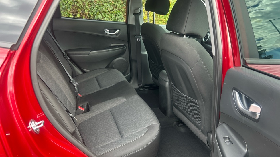Hyundai KONA 100kW Premium 39kWh 5dr Auto Electric Hatchback - Image 16