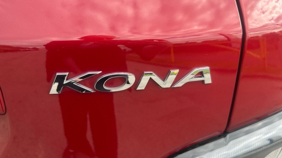 Hyundai KONA 100kW Premium 39kWh 5dr Auto Electric Hatchback - Image 23