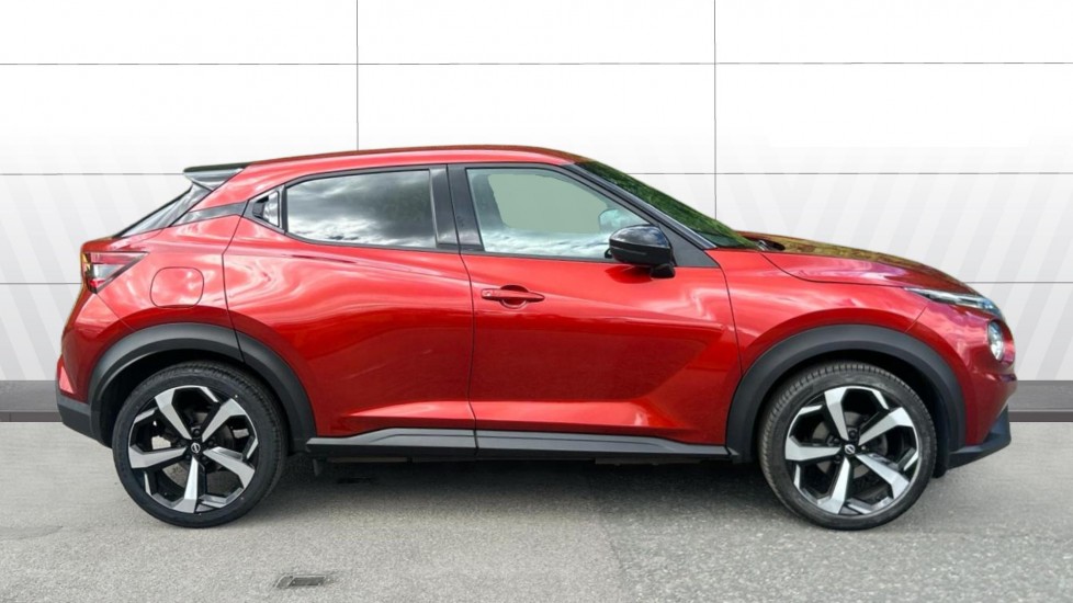 Nissan Juke 1.0 DiG-T 114 Tekna 5dr DCT Petrol Hatchback - Image 5