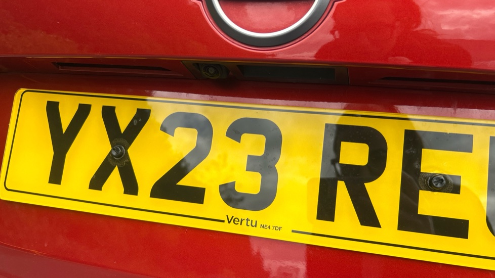 Nissan Juke 1.0 DiG-T 114 Tekna 5dr DCT Petrol Hatchback - Image 21