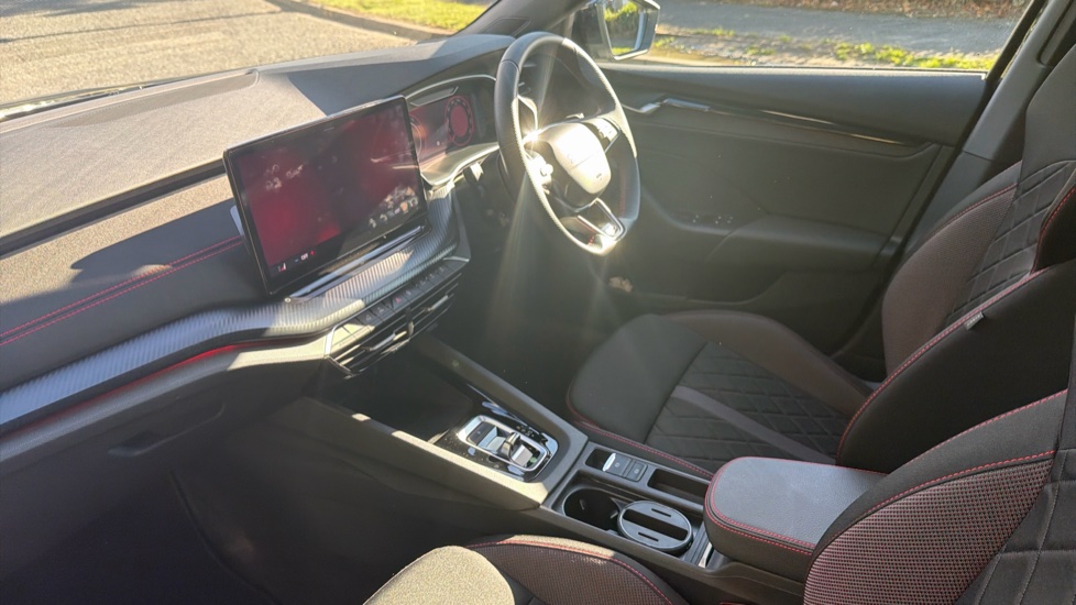 Skoda Octavia 2.0 TSI vRS 5dr DSG Petrol Estate - Image 9