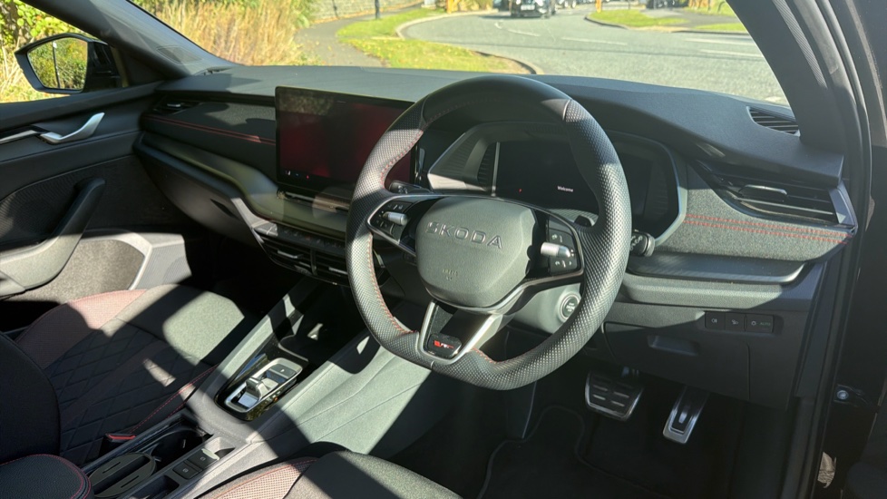 Skoda Octavia 2.0 TSI vRS 5dr DSG Petrol Estate - Image 11