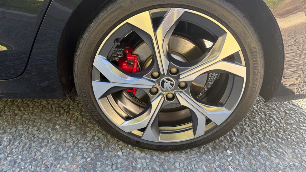 Skoda Octavia 2.0 TSI vRS 5dr DSG Petrol Estate - Image 37