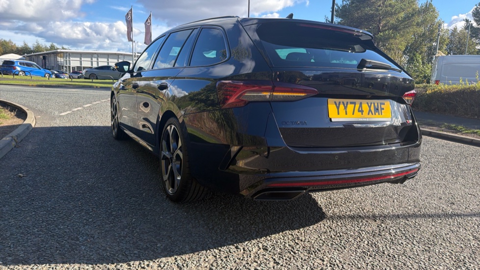 Skoda Octavia 2.0 TSI vRS 5dr DSG Petrol Estate - Image 38