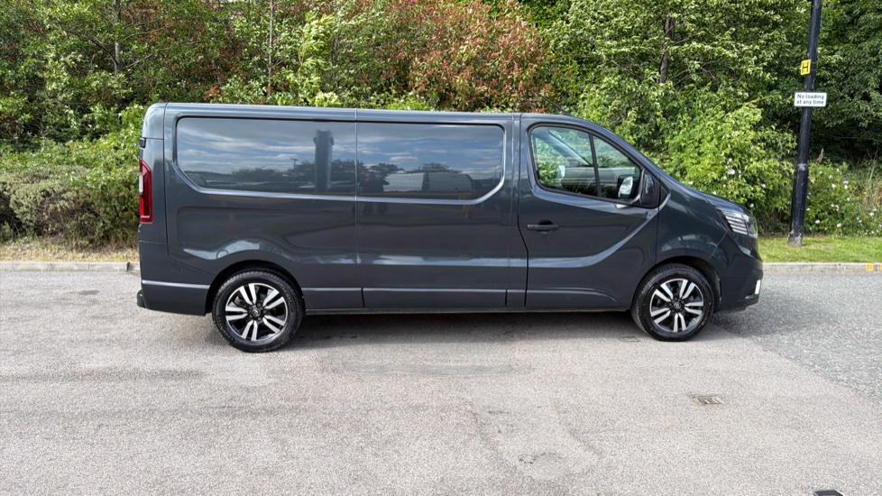 Renault Trafic Lwb Diesel LL30 Blue dCi 170 Sport+ Van - Image 9