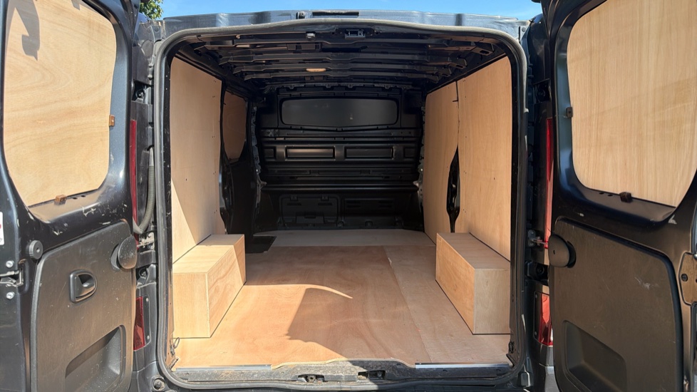 Renault Trafic Lwb Diesel LL30 Blue dCi 170 Sport+ Van - Image 12