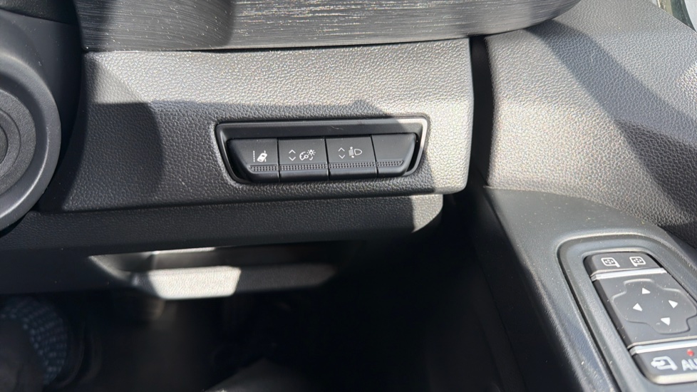 Renault Trafic Lwb Diesel LL30 Blue dCi 170 Sport+ Van - Image 25