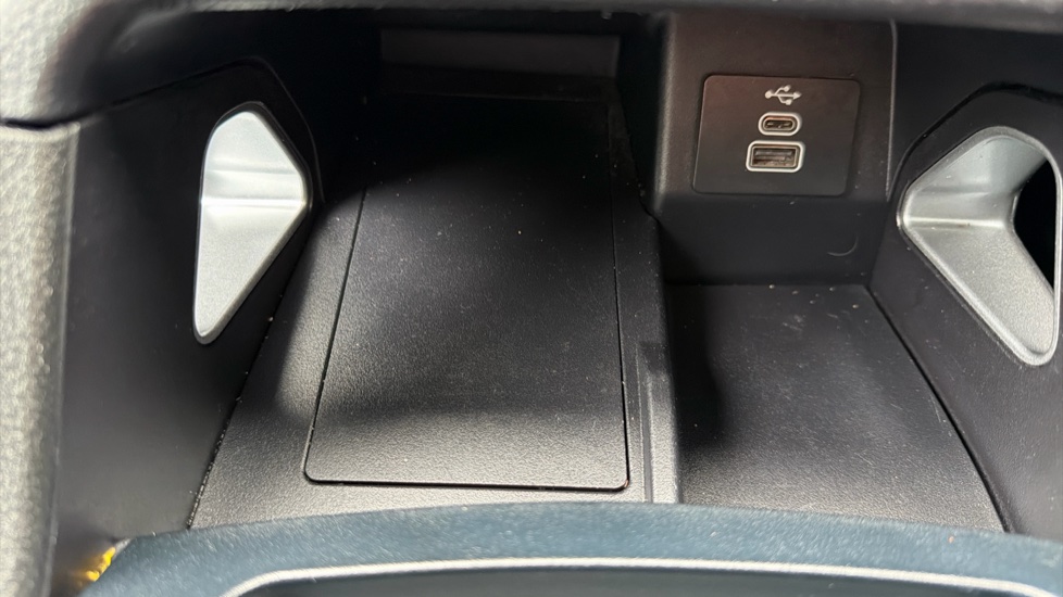 Ford Ranger Diesel Pick Up Double Cab Wildtrak 2.0 EcoBlue 205 Auto - Image 33