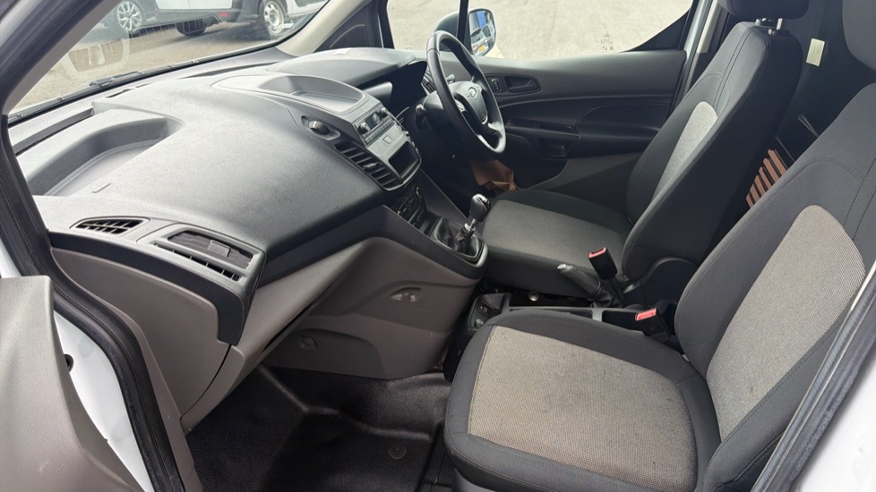 Ford Transit Connect 200 L1 Diesel 1.5 EcoBlue 100ps Leader Van - Image 13