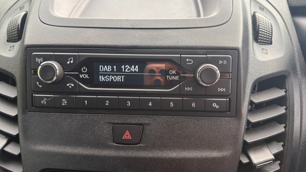 Ford Transit Connect 200 L1 Diesel 1.5 EcoBlue 100ps Leader Van - Image 21