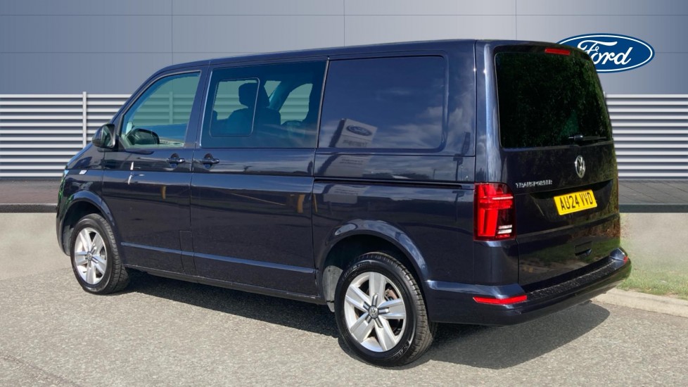 Volkswagen Transporter T32 Swb Diesel 2.0 BiTDI 204 Highline Kombi Van DSG - Image 2
