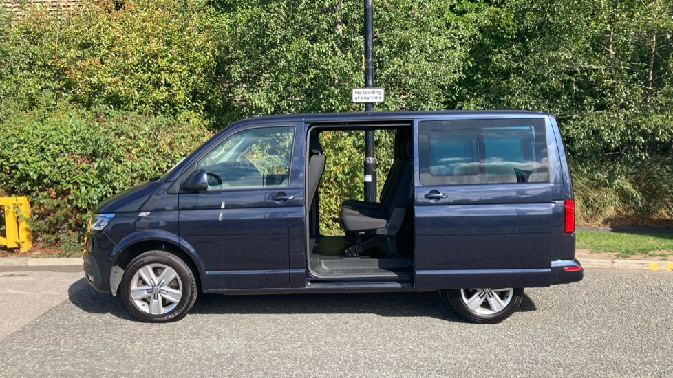 Volkswagen Transporter T32 Swb Diesel 2.0 BiTDI 204 Highline Kombi Van DSG - Image 30