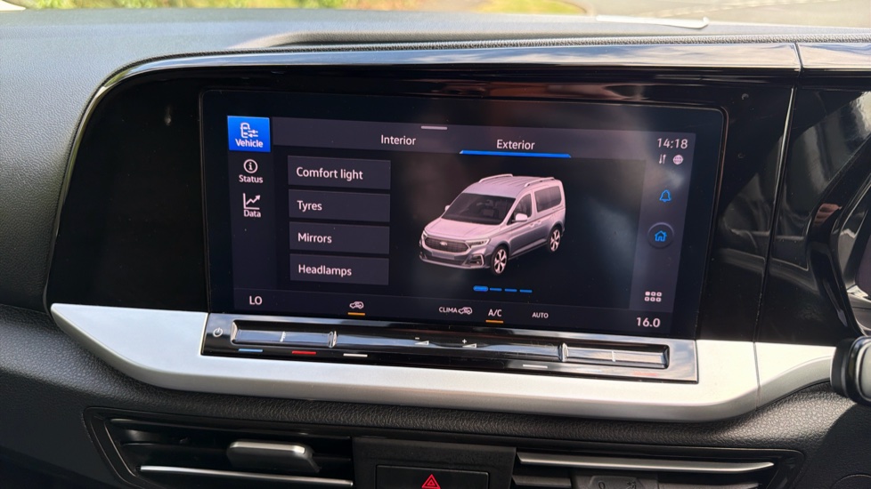 Ford Transit Connect 230 L2 Diesel 2.0 EcoBlue 102ps Limited Van - Image 23