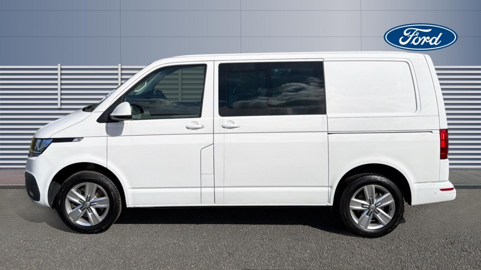 Volkswagen Transporter T32 Swb Diesel 2.0 TDI 150 Highline Kombi Van DSG - Image 4