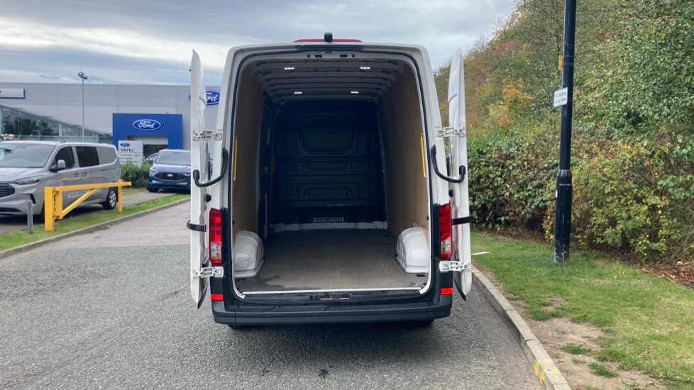 MAN Tge 3 Long Diesel 140 Lion XS High Roof Van - Image 3