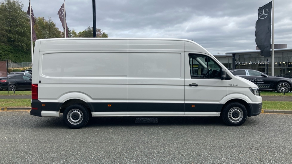 MAN Tge 3 Long Diesel 140 Lion XS High Roof Van - Image 9