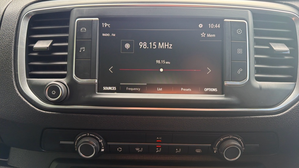 Vauxhall Vivaro L1 Diesel 2900 1.5d 100PS Prime H1 Van - Image 22