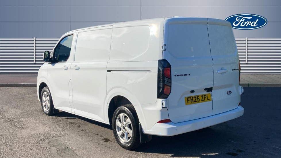 Ford Transit Custom 320 L1 Diesel Fwd 2.0 EcoBlue 136ps H1 Van Limited Auto - Image 2