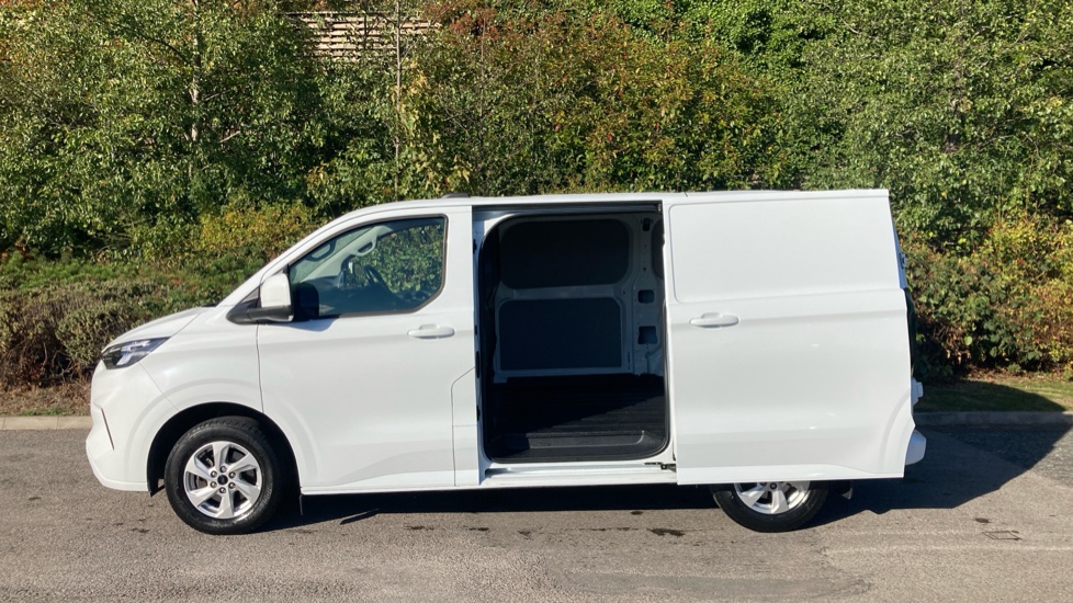 Ford Transit Custom 320 L1 Diesel Fwd 2.0 EcoBlue 136ps H1 Van Limited Auto - Image 27