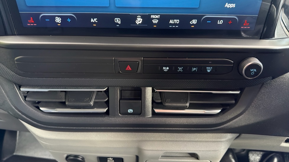 Ford Transit Custom 320 L1 Diesel Fwd 2.0 EcoBlue 136ps H1 Van Limited Auto - Image 23