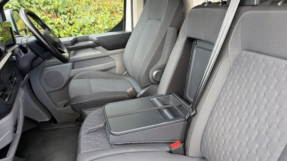Ford Transit Custom 320 L1 Diesel Fwd 2.0 EcoBlue 136ps H1 Van Limited Auto - Image 37
