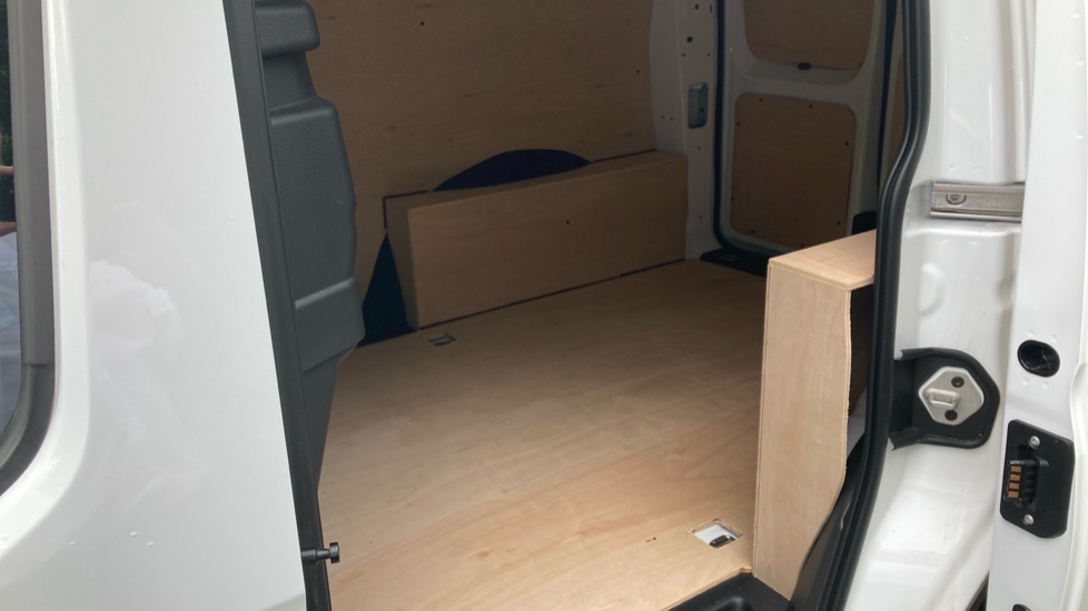 Ford Transit Connect 230 L1 Diesel 2.0 EcoBlue 122ps Trend Van Auto - Image 5