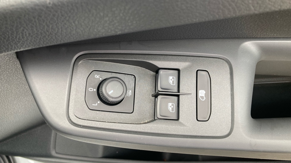 Ford Transit Connect 230 L1 Diesel 2.0 EcoBlue 122ps Trend Van Auto - Image 22