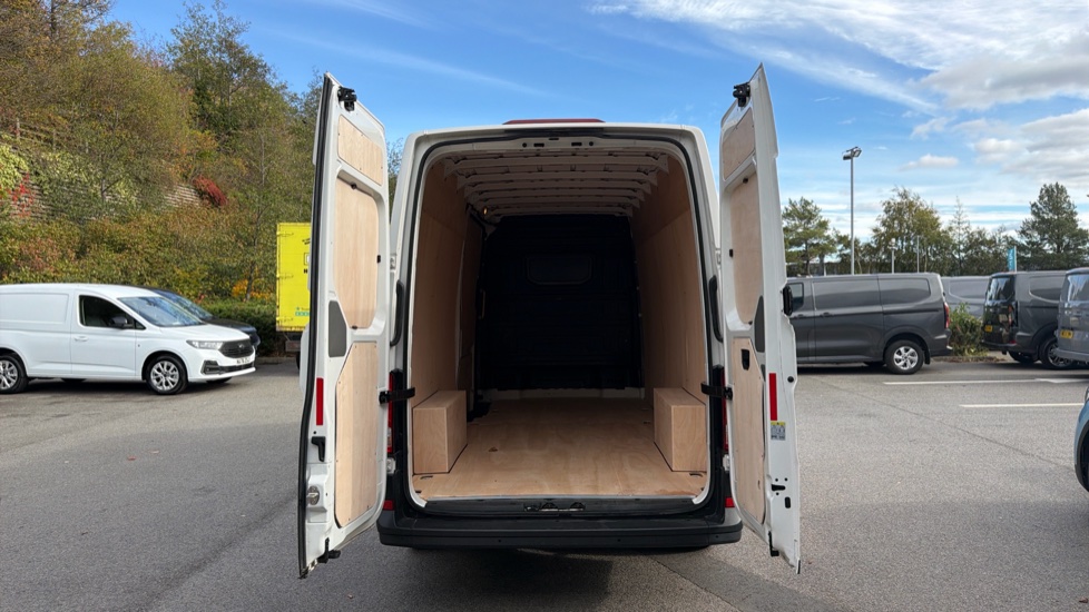 Volkswagen Crafter Cr35 Lwb Diesel Fwd 2.0 TDI 140PS Commerce High Roof Van - Image 3