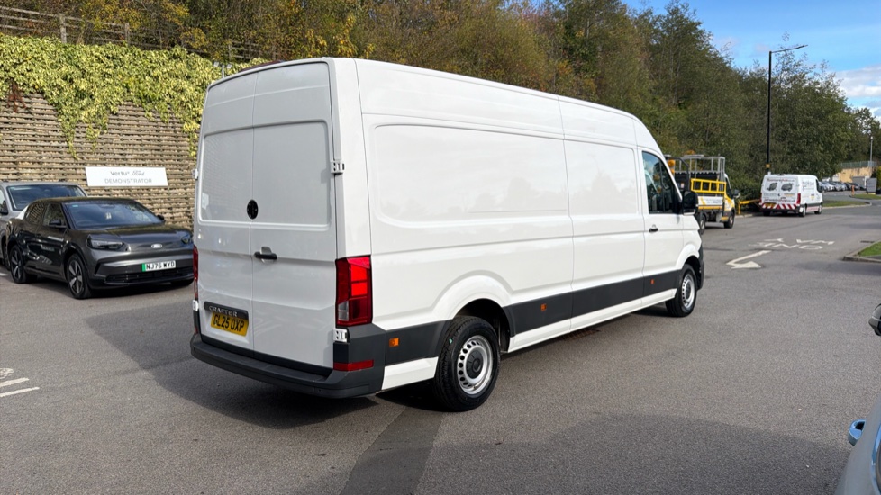 Volkswagen Crafter Cr35 Lwb Diesel Fwd 2.0 TDI 140PS Commerce High Roof Van - Image 10