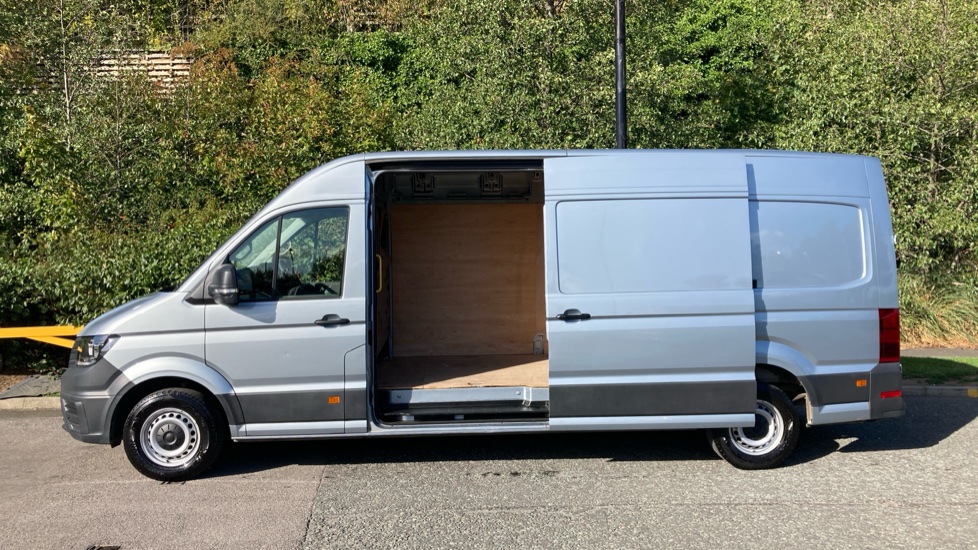 Volkswagen Crafter Cr35 Lwb Diesel Rwd 2.0 TDI 163PS HDE Commerce High Roof Van - Image 29