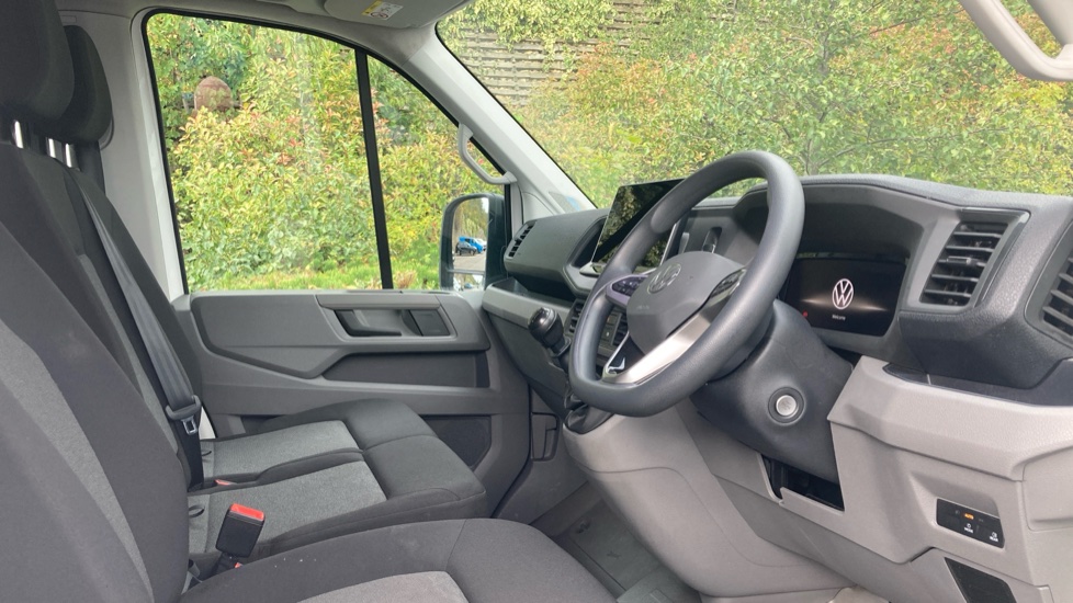 Volkswagen Crafter Cr35 Lwb Diesel Fwd 2.0 TDI 140PS Commerce High Roof Van - Image 6