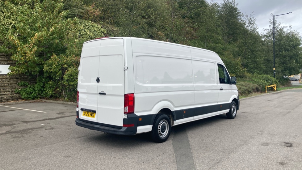 Volkswagen Crafter Cr35 Lwb Diesel Fwd 2.0 TDI 140PS Commerce High Roof Van - Image 10