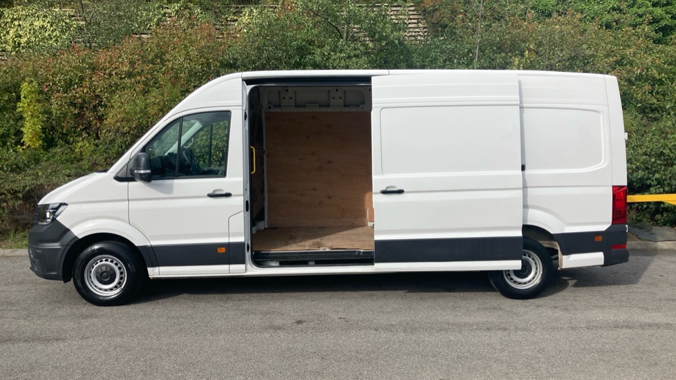 Volkswagen Crafter Cr35 Lwb Diesel Fwd 2.0 TDI 140PS Commerce High Roof Van - Image 25