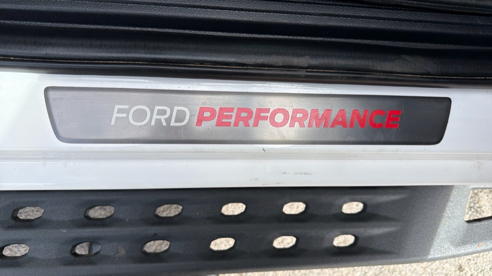 Ford Ranger Petrol Pick Up Double Cab Raptor 3.0 EcoBoost V6 292 Auto - Image 28