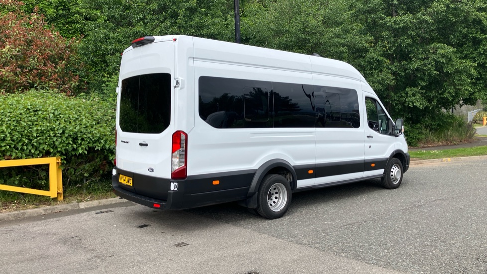 Ford Transit Minibus Transit 460 L4 Minibus Diesel Rwd 2.0 EcoBlue 165ps H3 17 Seater Trend [Nav] - Image 10
