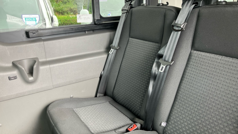 Ford Transit Minibus Transit 460 L4 Minibus Diesel Rwd 2.0 EcoBlue 165ps H3 17 Seater Trend [Nav] - Image 34