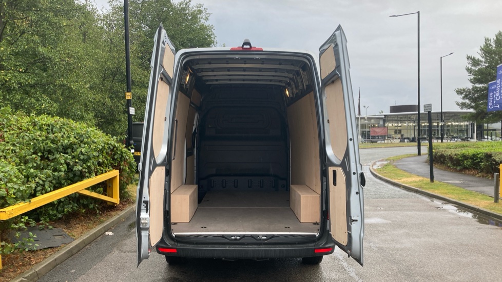 Mercedes-Benz Sprinter 315Cdi L2 Diesel Rwd 3.5t H2 Pro Van 9G-Tronic - Image 3