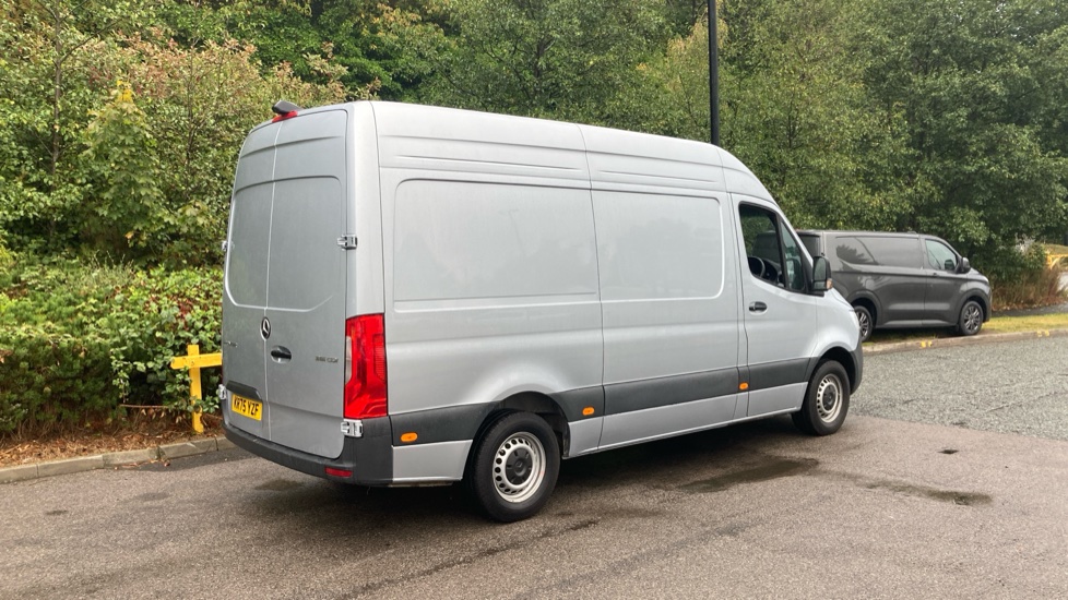 Mercedes-Benz Sprinter 315Cdi L2 Diesel Rwd 3.5t H2 Pro Van 9G-Tronic - Image 10